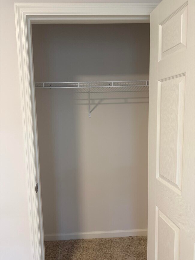 Building Photo - 2008 Olympia Ave SW