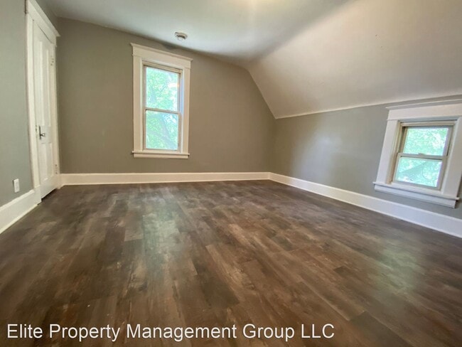 Building Photo - 6 br, 2 bath House - 1066 Ross Ave E