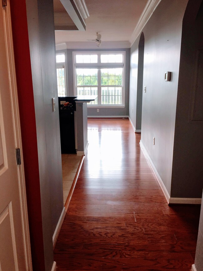 View from entrance (right, main bathroom) - 505 Sunset View Terrace SE