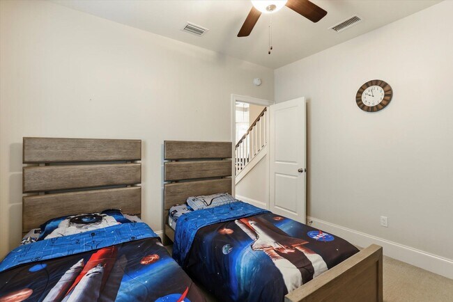 Building Photo - 5360 Spirit Rock Pl