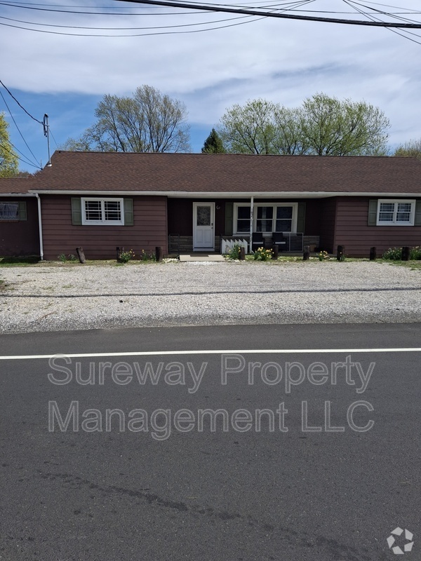 Building Photo - 102 Red Lion Rd
