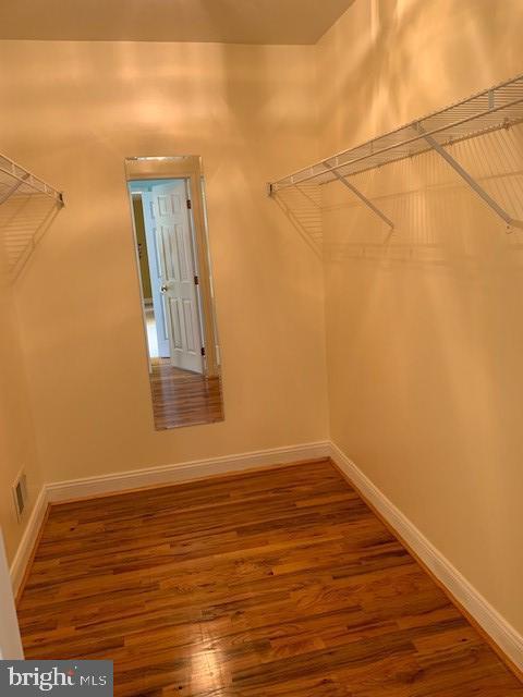 Building Photo - 401 Augusta Dr E