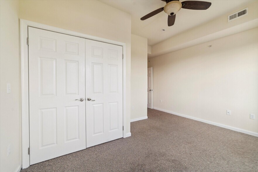 Building Photo - 1815 W Montgomery Ave