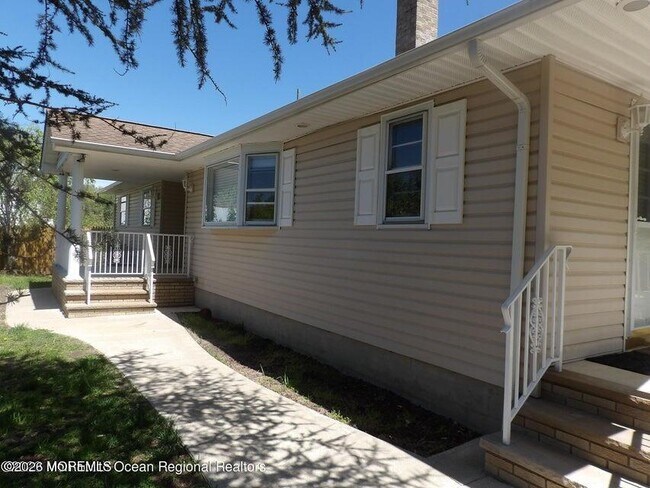 Building Photo - 1477 US-9