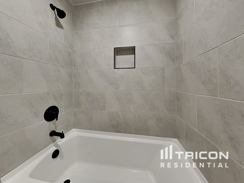 Building Photo - 3323 Arabian Farm Ln