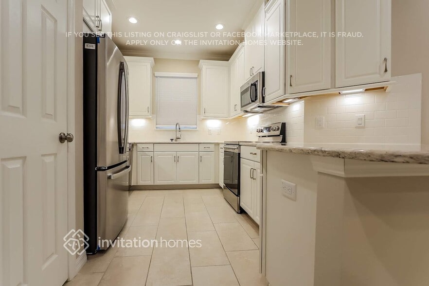 Building Photo - 26313 Limestone Spgs Wy