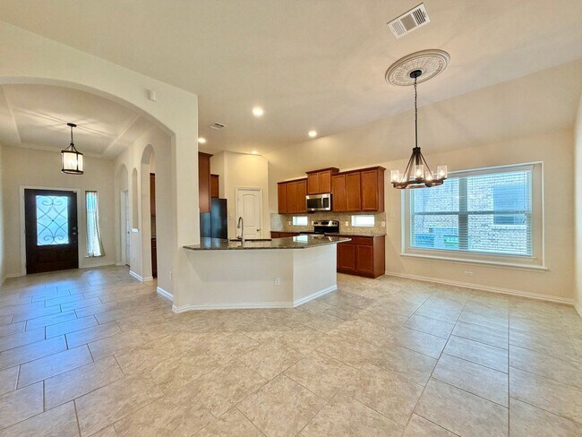 Building Photo - 908 Arvada Dr