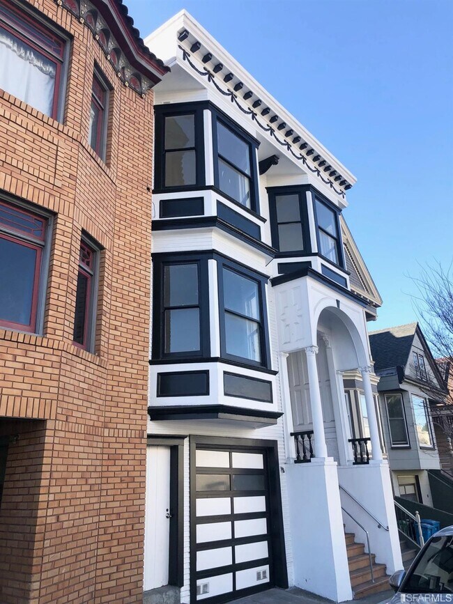 Building Photo - 1482 Guerrero St