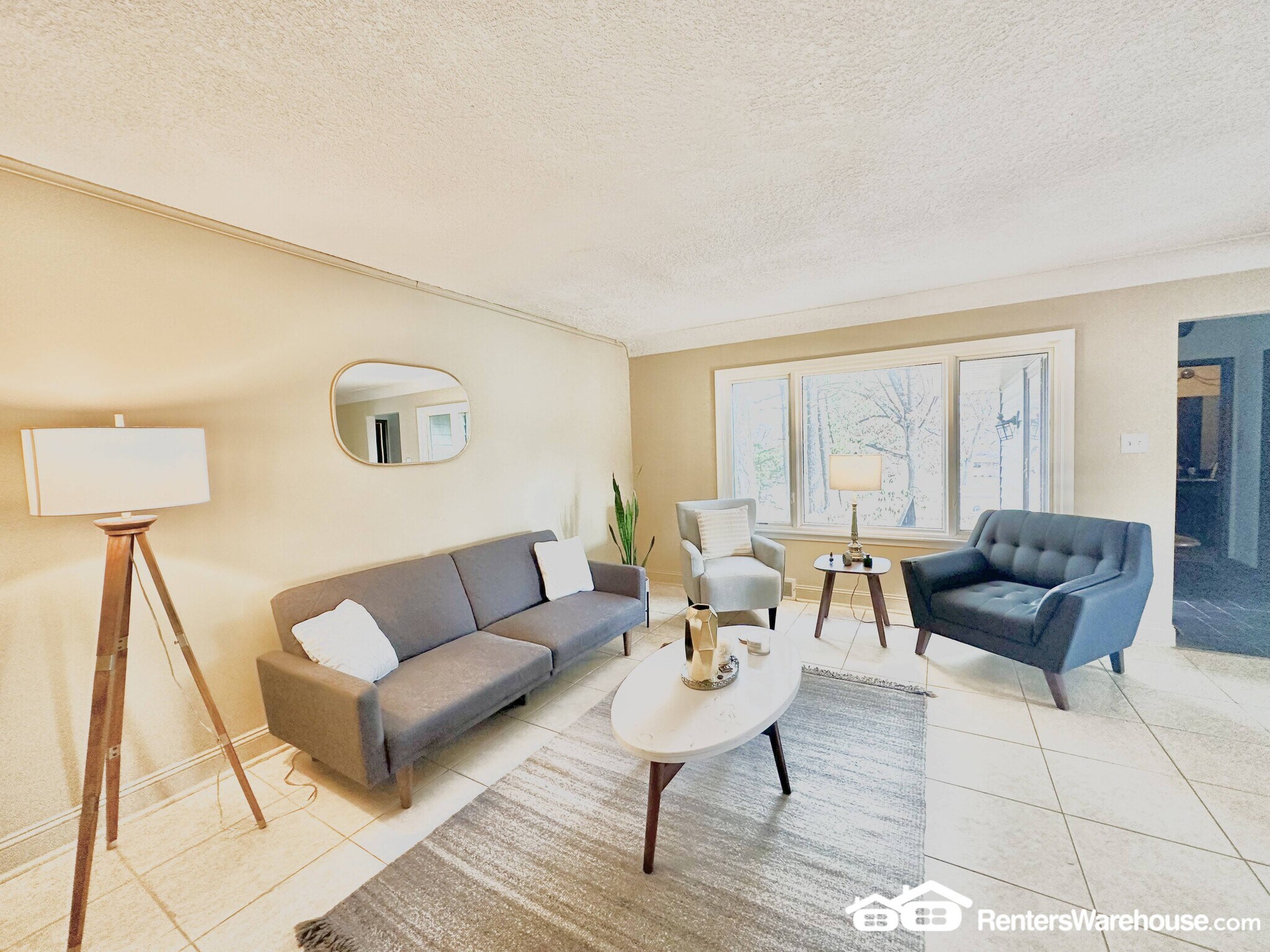 Building Photo - 3006 Fleur Dr