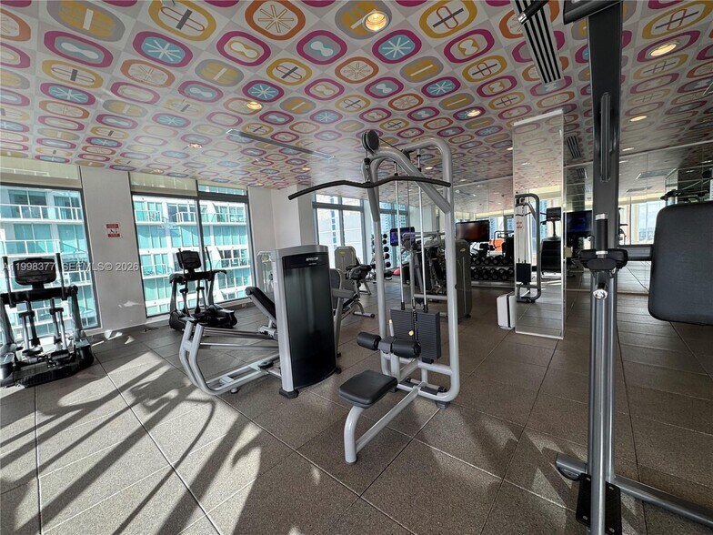 Building Photo - 31 SE 6th St