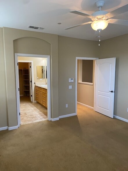 Master Bedroom to hall and bathroom - 1000 Orleans Ct