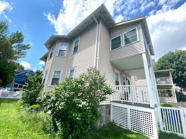 Building Photo - 8 Kahler Ave
