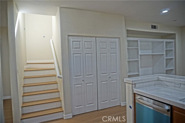 Building Photo - 1372 McFadden Dr