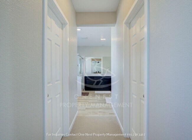Building Photo - Stunning 4-bedroom, 3-bathroom Home in the heart of Lincoln!
