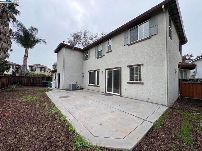 Building Photo - 192 S Tranquilidad St