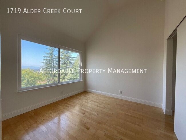 Building Photo - 1719 Alder Creek Ct