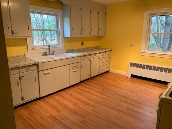Building Photo - 41 Harwood Ave