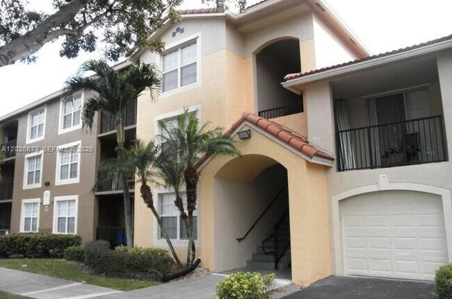 Building Photo - 15065 Michelangelo Blvd