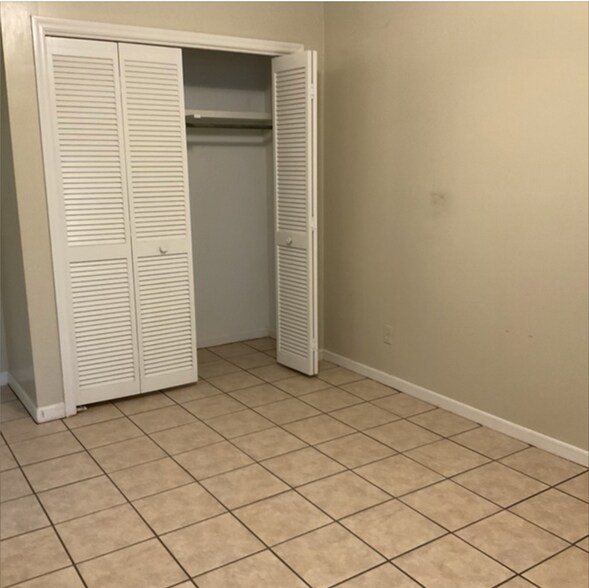 Building Photo - 103 Colebrook Ct