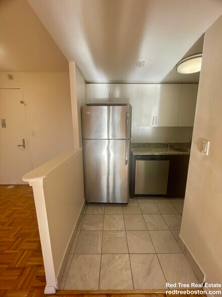 Building Photo - 175 Freeman St