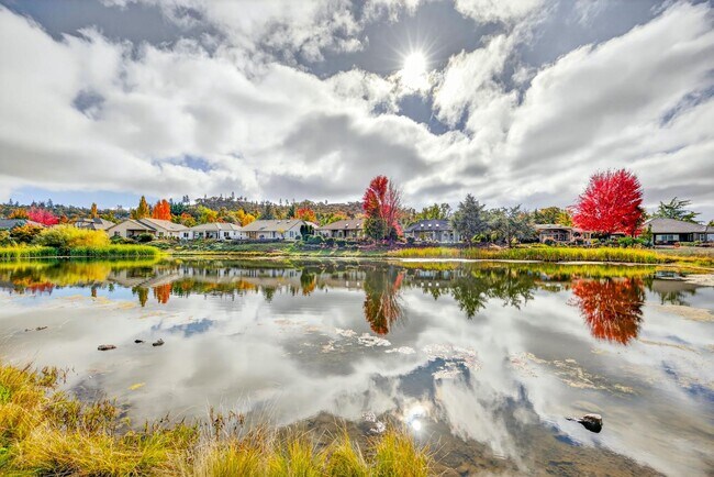 Building Photo - 460 Robert Trent Jones Blvd