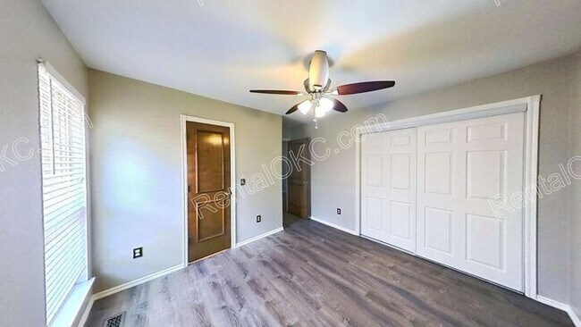 Building Photo - Spacious Edmond 4-Bed, 3-Bath Home with Storm Shelter