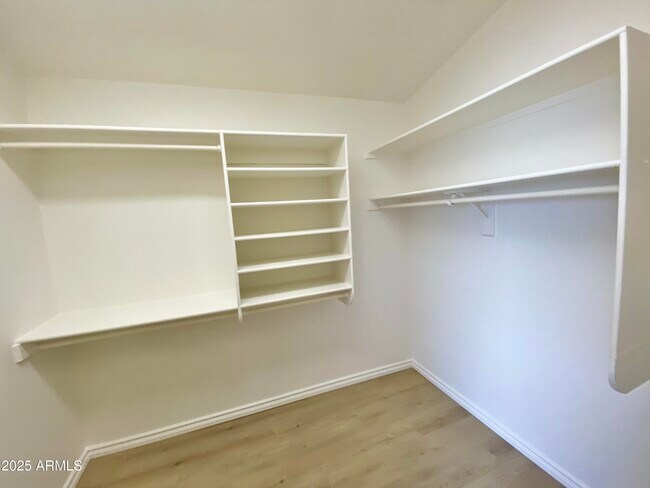 Building Photo - 8884 E Aster Dr