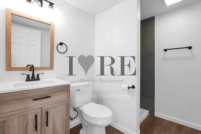 Building Photo - 1902 Brookfield Rd