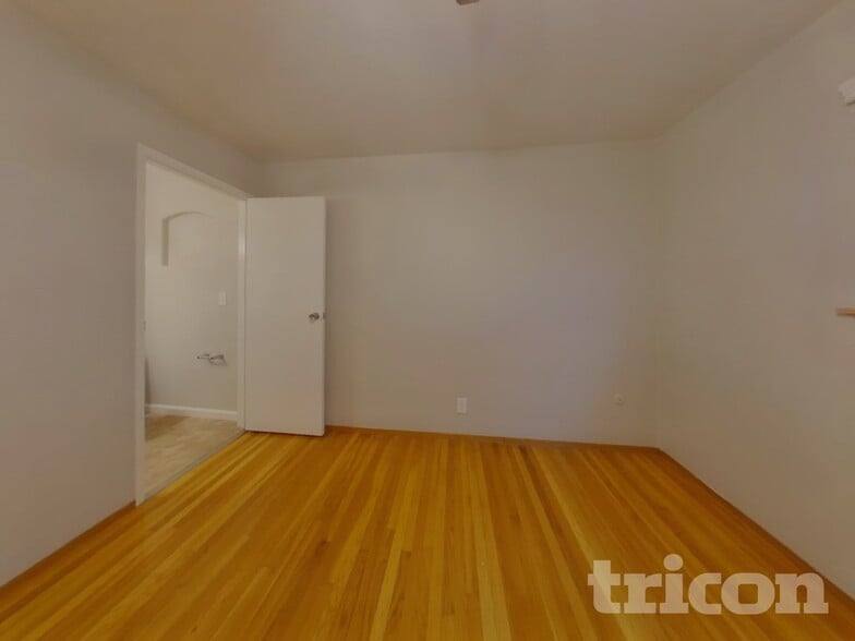 Building Photo - 2543 Hastings Way