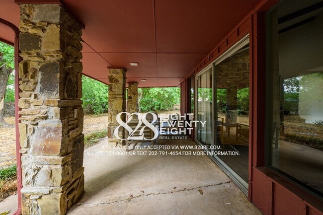 Building Photo - *Not Available for Preleasing 2026* Talk A...