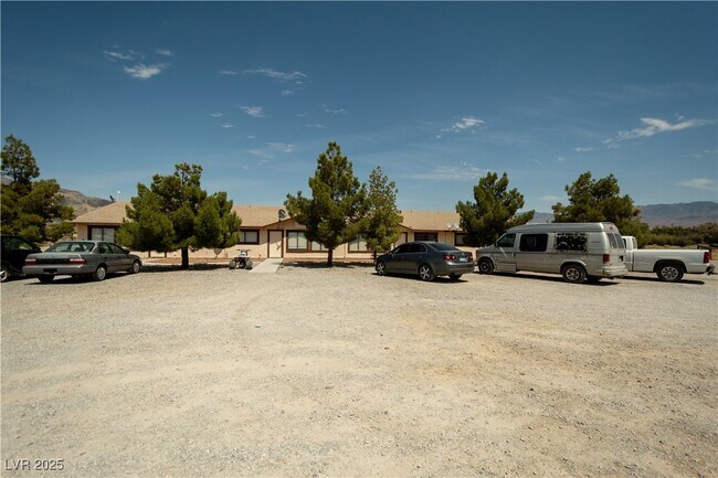 Primary Photo - 2120 McMurray Dr