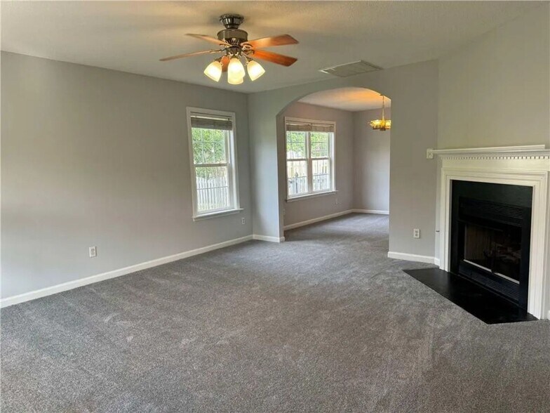 Building Photo - 4627 Prince Trevor Dr