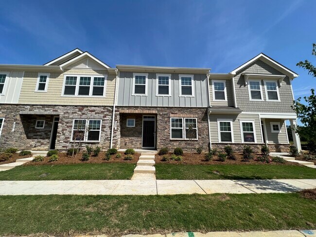 Building Photo - 208 Sagecroft Ln