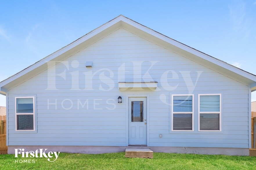 Building Photo - 1702 Morse Way