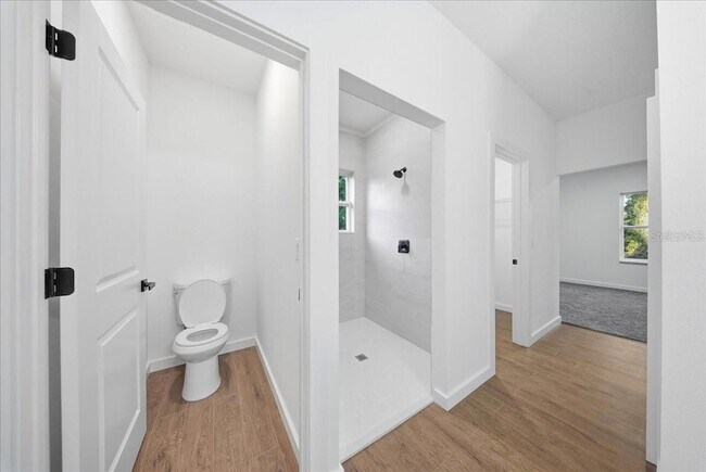 Building Photo - 6464 Ohio Rd