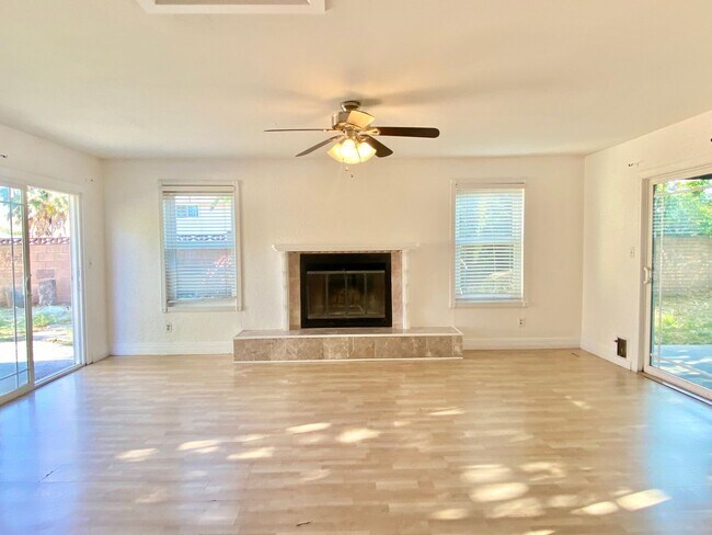 Building Photo - Beautiful Single Story Home Across From Ro...