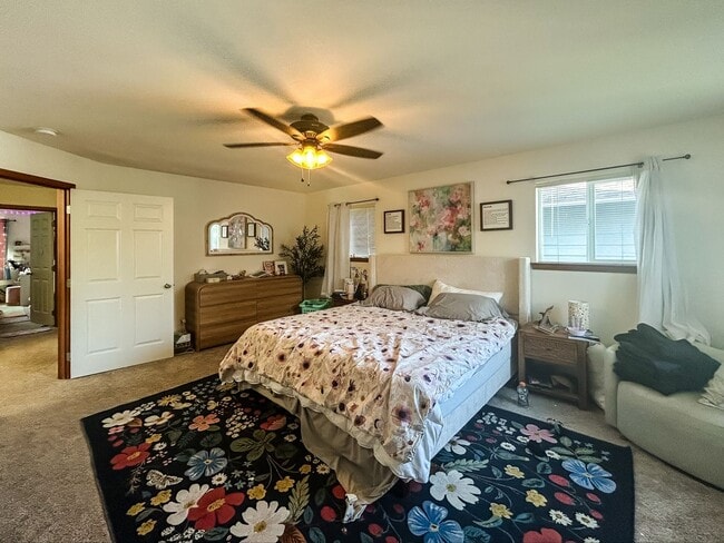 Building Photo - 3BD 2.5BA in LSSD