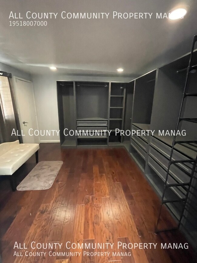 Building Photo - 16334 Lawnwood St