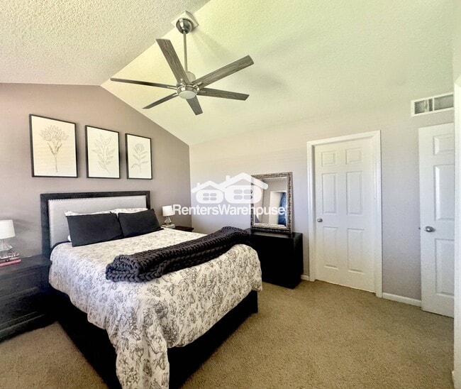 Building Photo - 832 SW Springfield Dr