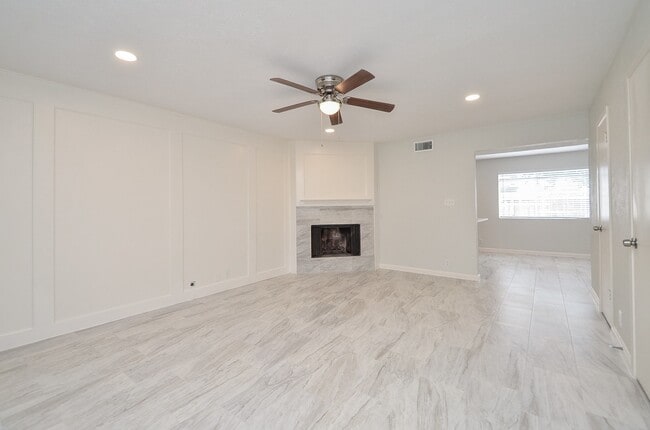 Building Photo - 8101 Amelia Rd