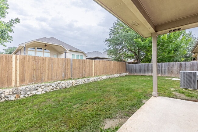 Building Photo - 7651 Mission Ledge