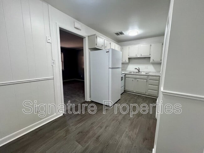 Building Photo - 1010 Hershberger Rd NW