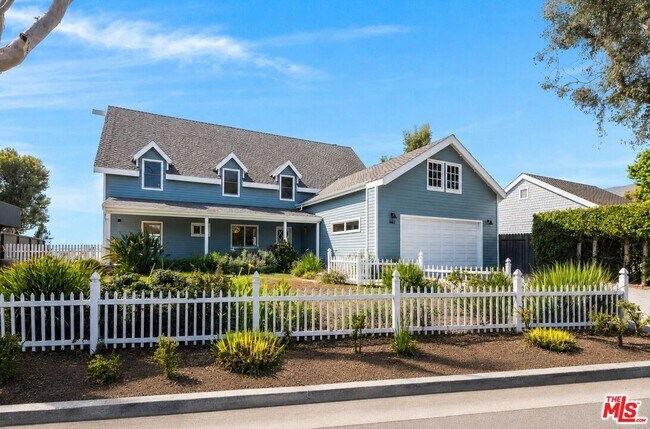 Building Photo - 6457 Surfside Way