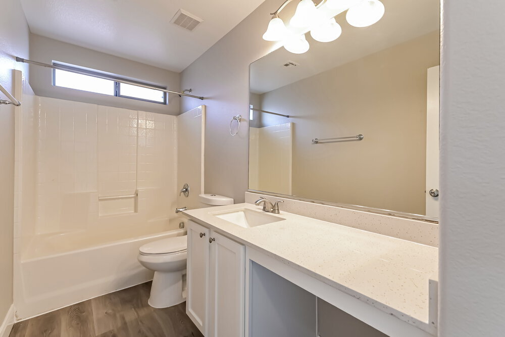 Building Photo - 3499 Greenwood Springs Dr