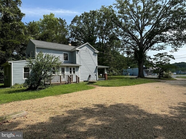 Building Photo - 1005 Manning Dr