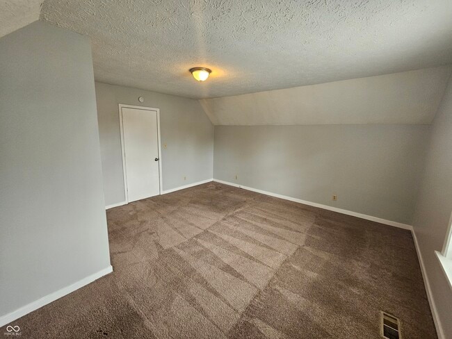 Building Photo - 33 Miley Ave