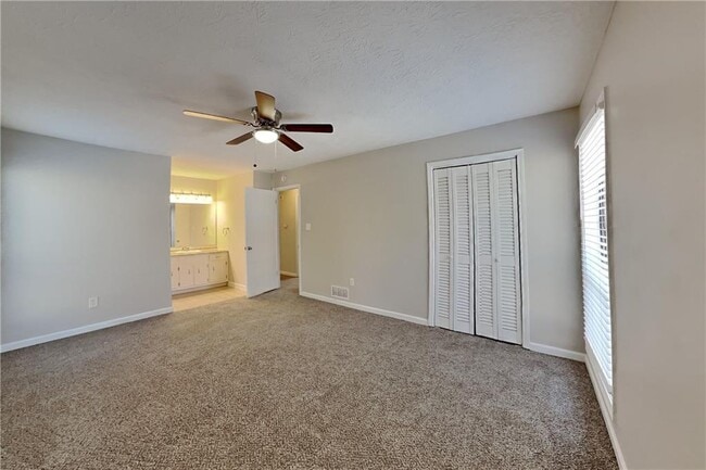 Building Photo - 3263 Holly Mill Run