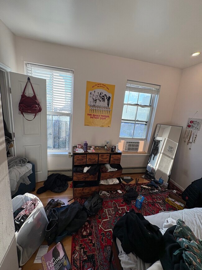 Building Photo - 204 Northampton St