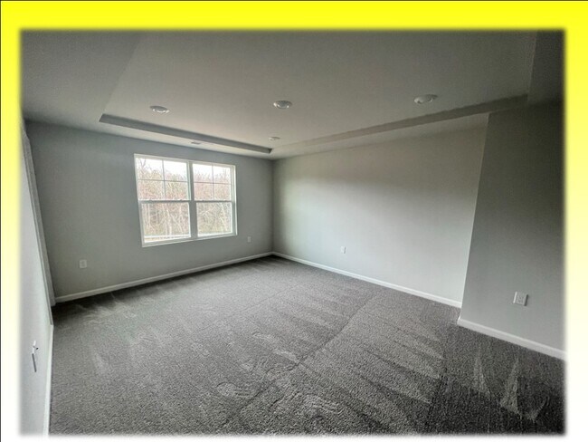 Building Photo - 753 Gimari Dr
