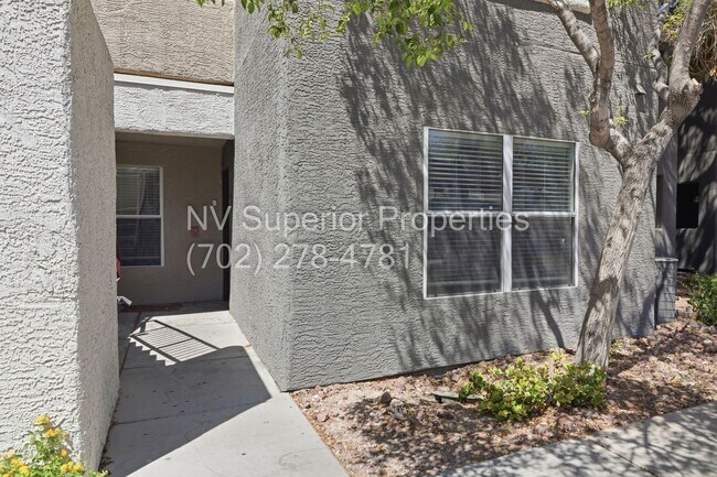 Building Photo - SW!! First floor unit with Balcony!! Gated!! Clubhouse!!  Community pool!! Spa!! Exercise Room!! ...